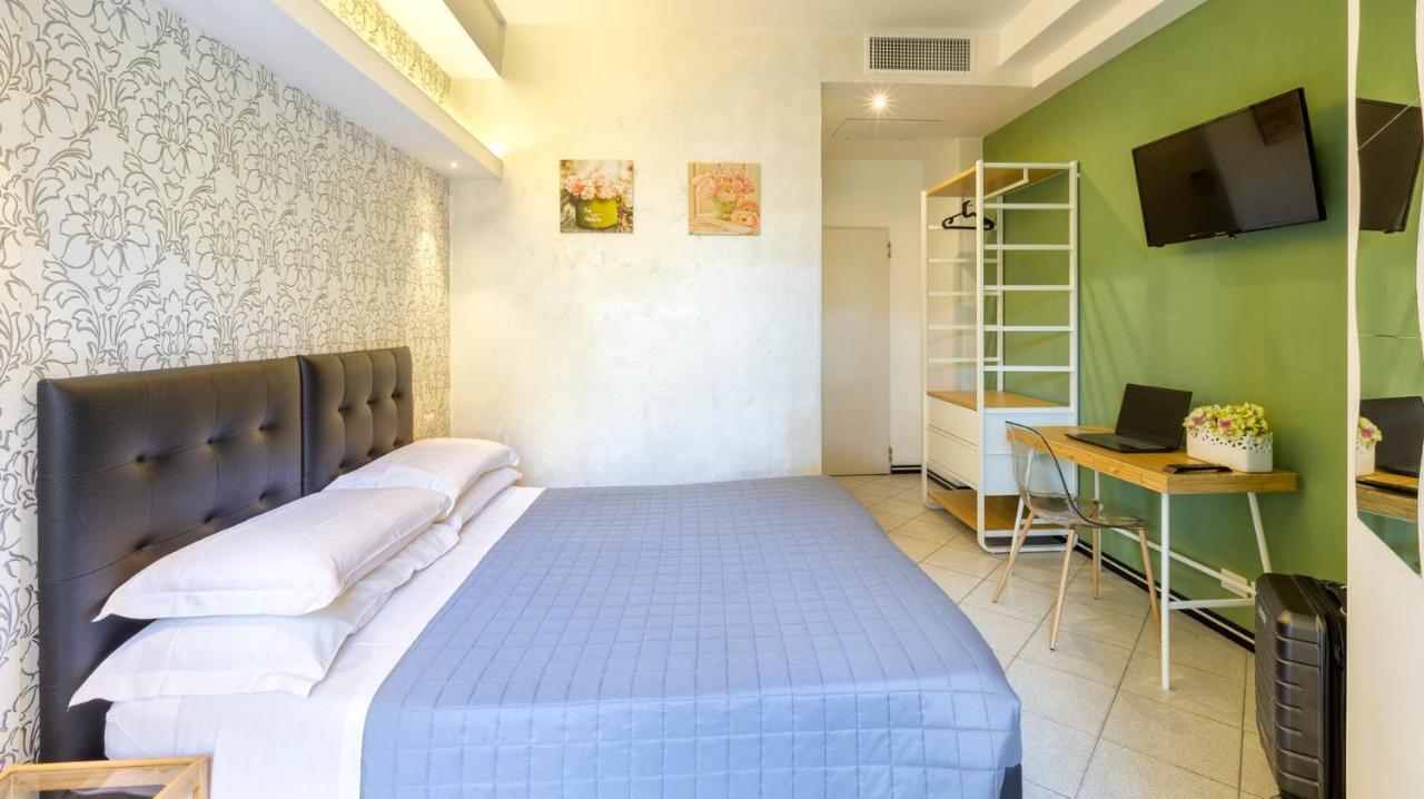 Hotel La Nidiola Riccione Eksteriør billede