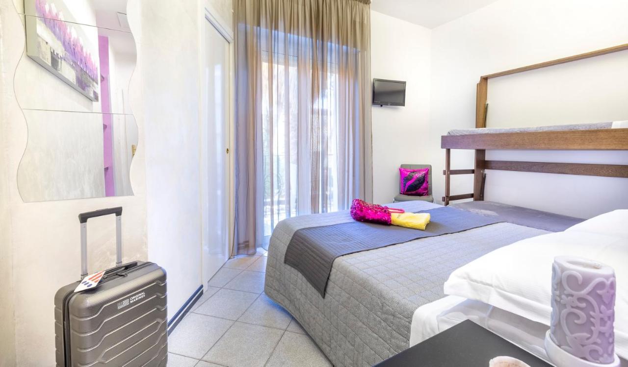 Hotel La Nidiola Riccione Eksteriør billede